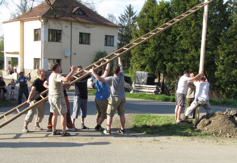 Už to bude - to je moc!